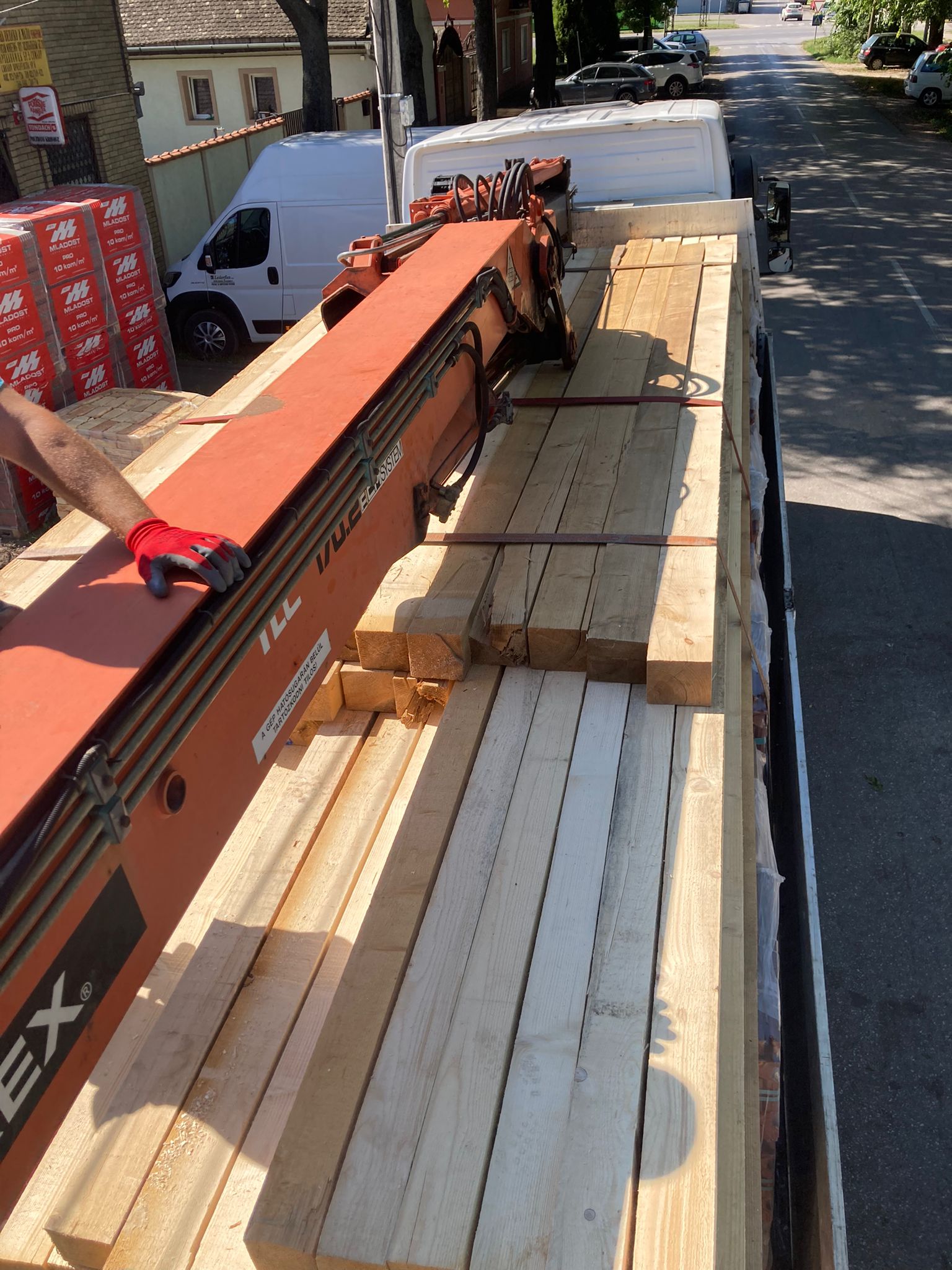 Usluge prevoza kamionom sa rukom, AS VAGE Sombor